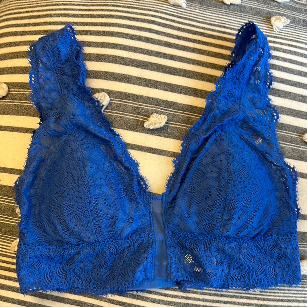Lace Bralette in Vibrant Blue